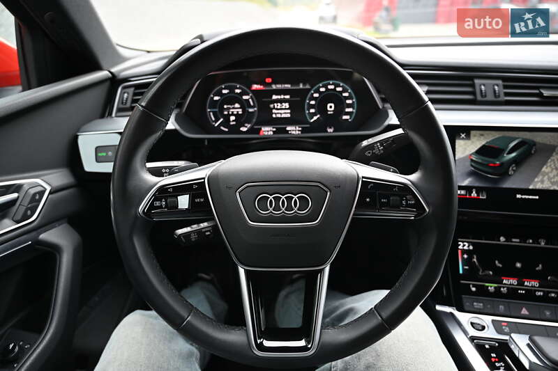 Внедорожник / Кроссовер Audi e-tron Sportback 2022 в Львове