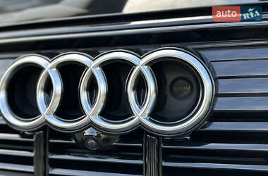 Внедорожник / Кроссовер Audi e-tron Sportback 2021 в 