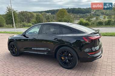 Позашляховик / Кросовер Audi e-tron Sportback 2022 в 