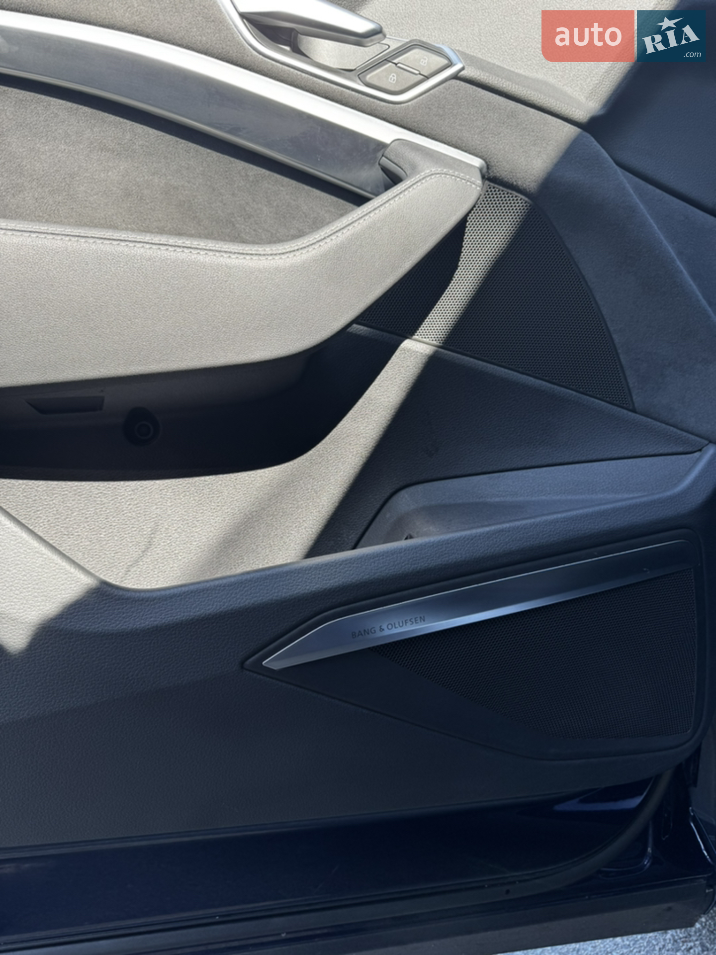2021 Audi e-tron Sportback - мініатюра 24