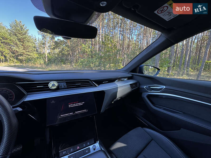 Позашляховик / Кросовер Audi e-tron Sportback 2021 в Києві фото 33 Позашляховик / Кросовер Audi e-tron Sportback 2021 в Києві