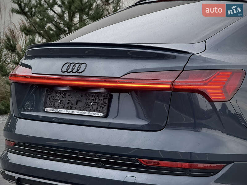 Внедорожник / Кроссовер Audi e-tron Sportback 2022 в Луцке