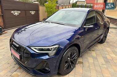 Внедорожник / Кроссовер Audi e-tron Sportback 2021 в 