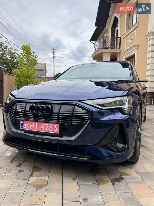 Внедорожник / Кроссовер Audi e-tron Sportback 2021 в Днепре