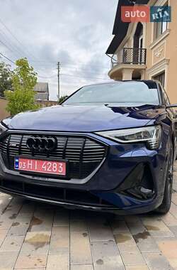 Внедорожник / Кроссовер Audi e-tron Sportback 2021 в 
