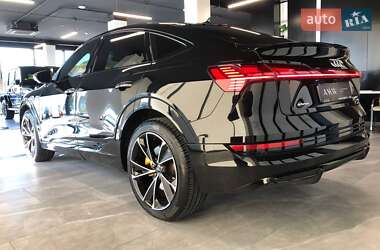 Позашляховик / Кросовер Audi e-tron Sportback 2021 в  фото 5 Позашляховик / Кросовер Audi e-tron Sportback 2021 в