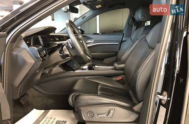 Позашляховик / Кросовер Audi e-tron Sportback 2021 в  фото 20 Позашляховик / Кросовер Audi e-tron Sportback 2021 в