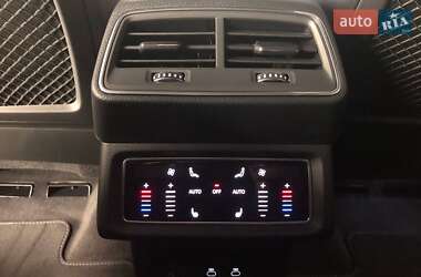 Позашляховик / Кросовер Audi e-tron Sportback 2021 в  фото 23 Позашляховик / Кросовер Audi e-tron Sportback 2021 в