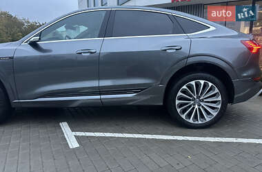 Внедорожник / Кроссовер Audi e-tron Sportback 2020 в 