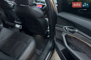Внедорожник / Кроссовер Audi e-tron Sportback 2020 в 