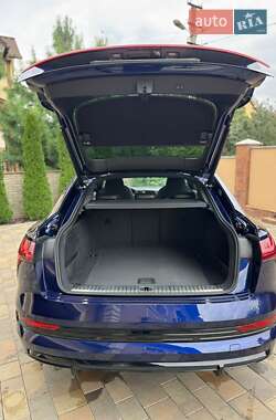 Внедорожник / Кроссовер Audi e-tron Sportback 2021 в 