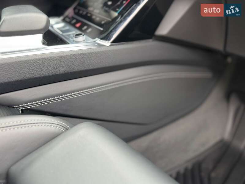 Внедорожник / Кроссовер Audi e-tron Sportback 2021 в Днепре
