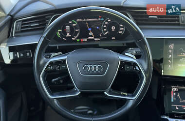 Внедорожник / Кроссовер Audi e-tron Sportback 2020 в 