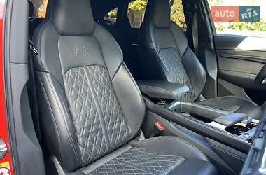 Внедорожник / Кроссовер Audi e-tron Sportback 2022 в 