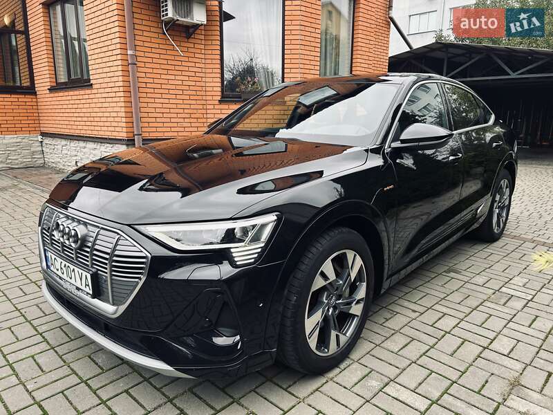 Позашляховик / Кросовер Audi e-tron Sportback 2020 в Луцьку