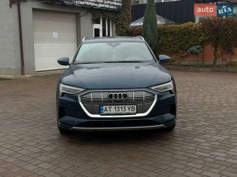 Позашляховик / Кросовер Audi e-tron Sportback 2019 в Івано-Франківську