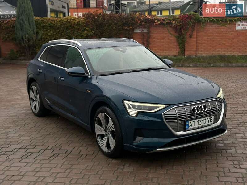 Позашляховик / Кросовер Audi e-tron Sportback 2019 в Івано-Франківську