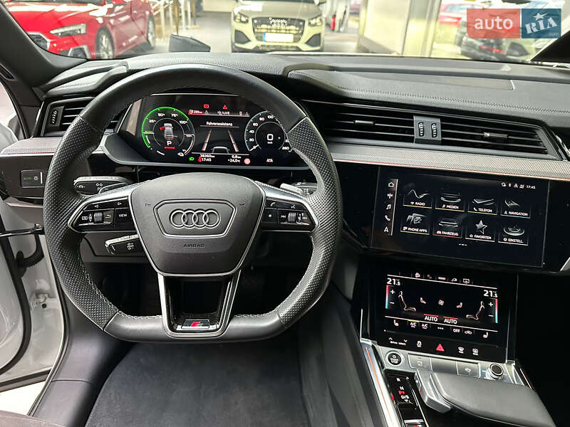 Внедорожник / Кроссовер Audi e-tron Sportback 2022 в Берегово
