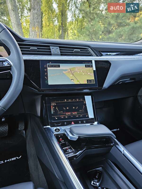 Внедорожник / Кроссовер Audi e-tron Sportback 2022 в Киеве фото 22 Внедорожник / Кроссовер Audi e-tron Sportback 2022 в Киеве
