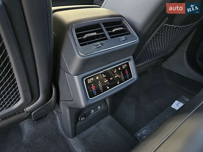 Внедорожник / Кроссовер Audi e-tron Sportback 2022 в Киеве фото 30 Внедорожник / Кроссовер Audi e-tron Sportback 2022 в Киеве