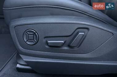 Внедорожник / Кроссовер Audi e-tron Sportback 2020 в 