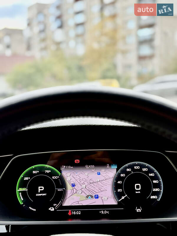 Внедорожник / Кроссовер Audi e-tron Sportback 2020 в Львове