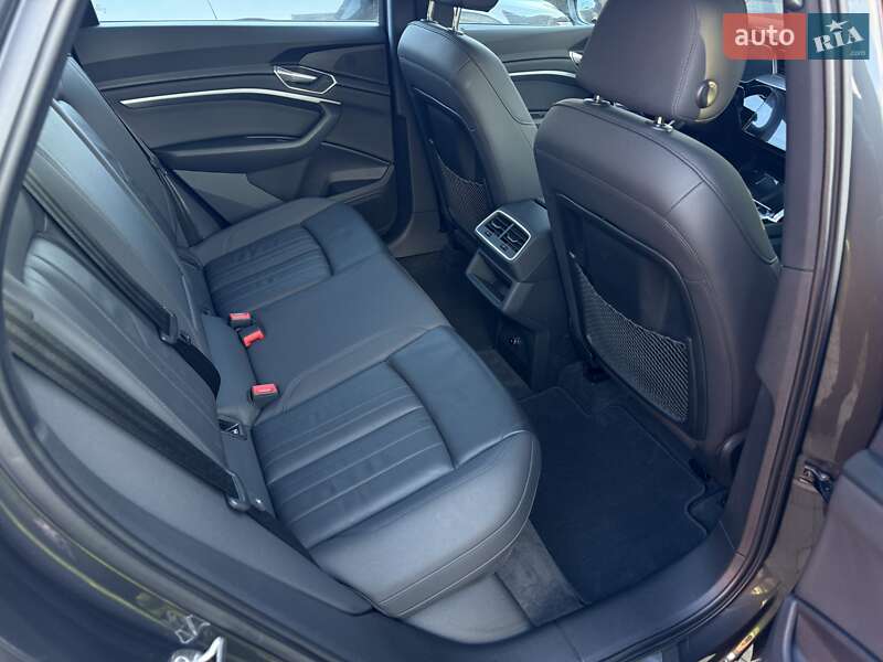 Внедорожник / Кроссовер Audi e-tron Sportback 2020 в Коломые