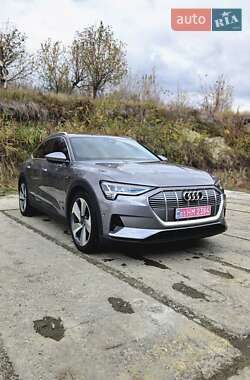 Позашляховик / Кросовер Audi e-tron Sportback 2021 в Харкові