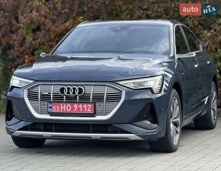 Внедорожник / Кроссовер Audi e-tron Sportback 2021 в Стрые