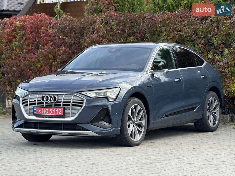 Внедорожник / Кроссовер Audi e-tron Sportback 2021 в Стрые