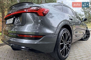 Внедорожник / Кроссовер Audi e-tron Sportback 2021 в 