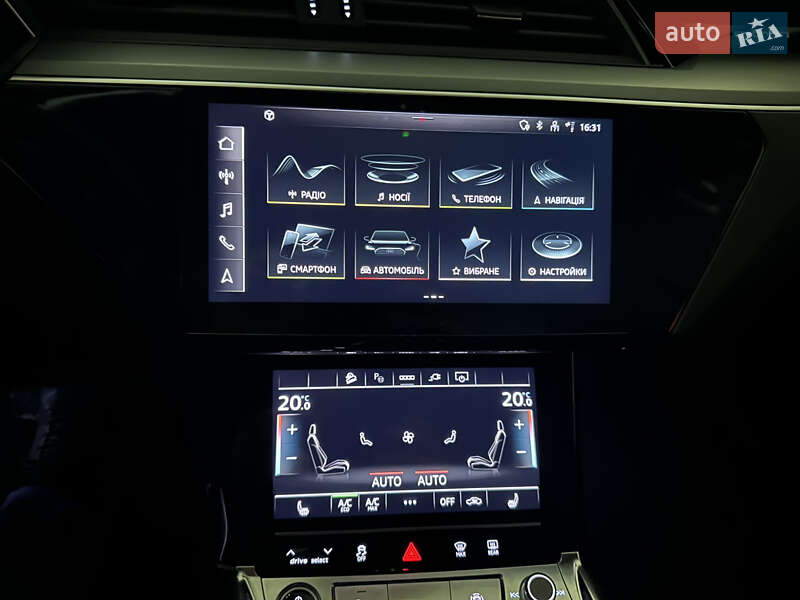 Позашляховик / Кросовер Audi e-tron Sportback 2023 в Києві