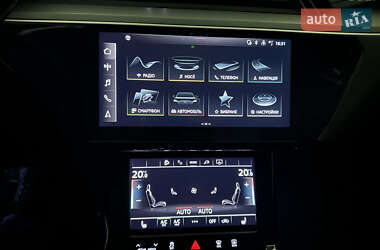 Внедорожник / Кроссовер Audi e-tron Sportback 2023 в 