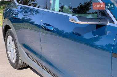 Позашляховик / Кросовер Audi e-tron Sportback 2020 в 