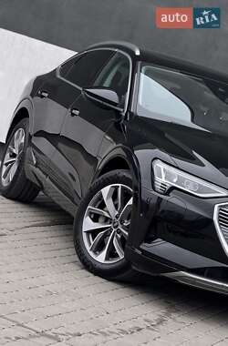 Внедорожник / Кроссовер Audi e-tron Sportback 2021 в 