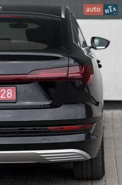 Внедорожник / Кроссовер Audi e-tron Sportback 2021 в 