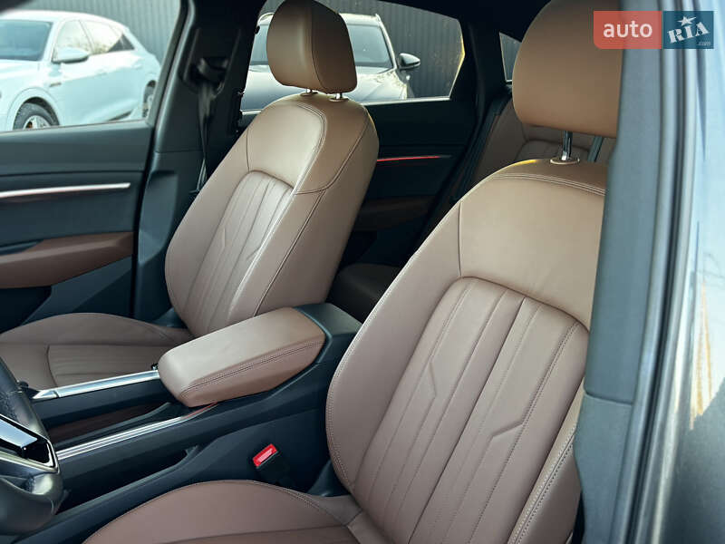 Внедорожник / Кроссовер Audi e-tron Sportback 2021 в Львове