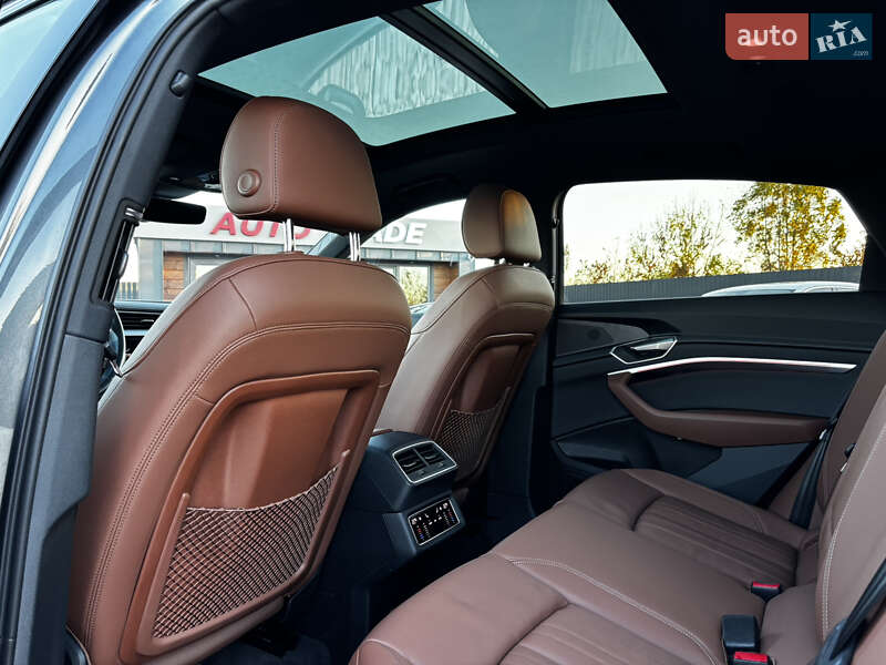 Внедорожник / Кроссовер Audi e-tron Sportback 2021 в Львове