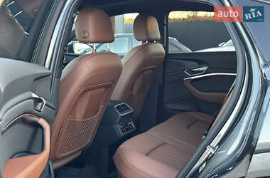 Внедорожник / Кроссовер Audi e-tron Sportback 2021 в 