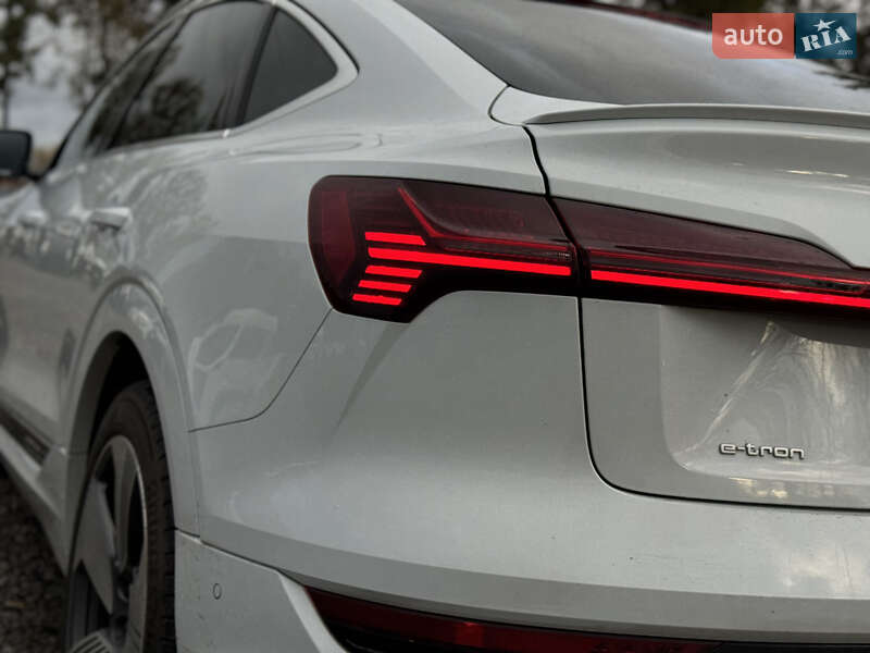 Позашляховик / Кросовер Audi e-tron Sportback 2022 в Умані фото 8 Позашляховик / Кросовер Audi e-tron Sportback 2022 в Умані