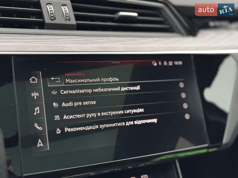 Позашляховик / Кросовер Audi e-tron Sportback 2022 в Умані фото 21 Позашляховик / Кросовер Audi e-tron Sportback 2022 в Умані