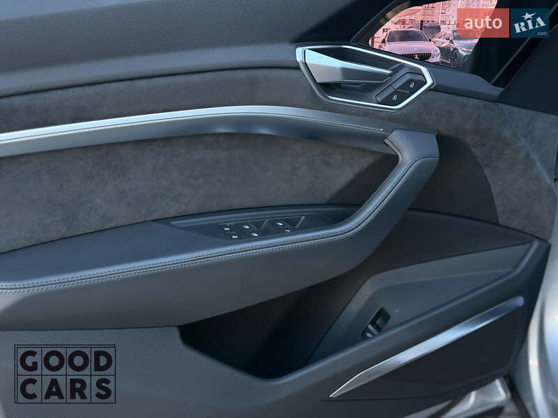 Внедорожник / Кроссовер Audi e-tron Sportback 2020 в Одессе фото 13 Внедорожник / Кроссовер Audi e-tron Sportback 2020 в Одессе