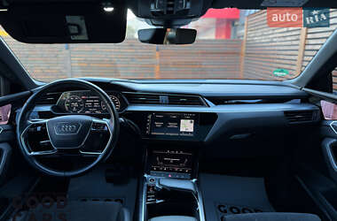 Внедорожник / Кроссовер Audi e-tron Sportback 2020 в 