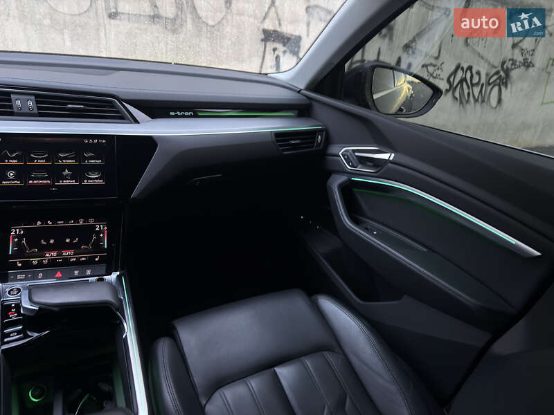 Позашляховик / Кросовер Audi e-tron Sportback 2021 в Львові фото 58 Позашляховик / Кросовер Audi e-tron Sportback 2021 в Львові