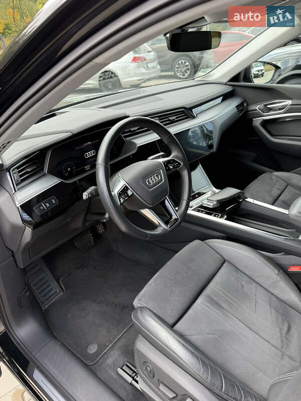 Позашляховик / Кросовер Audi e-tron Sportback 2022 в Чернівцях фото 57 Позашляховик / Кросовер Audi e-tron Sportback 2022 в Чернівцях