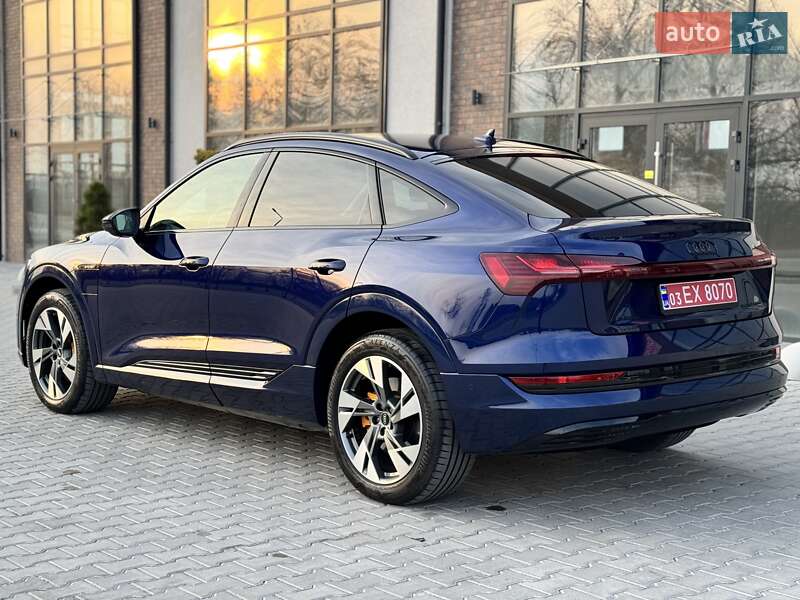 Позашляховик / Кросовер Audi e-tron Sportback 2021 в Тернополі