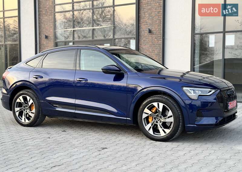 Позашляховик / Кросовер Audi e-tron Sportback 2021 в Тернополі