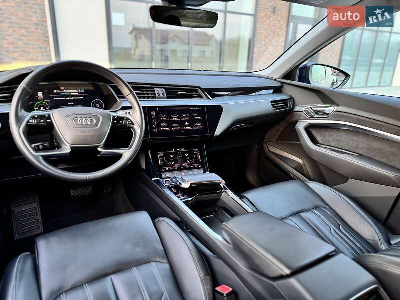 Позашляховик / Кросовер Audi e-tron Sportback 2021 в Тернополі
