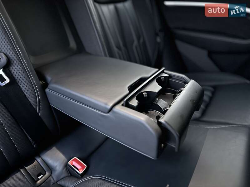 Позашляховик / Кросовер Audi e-tron Sportback 2021 в Тернополі