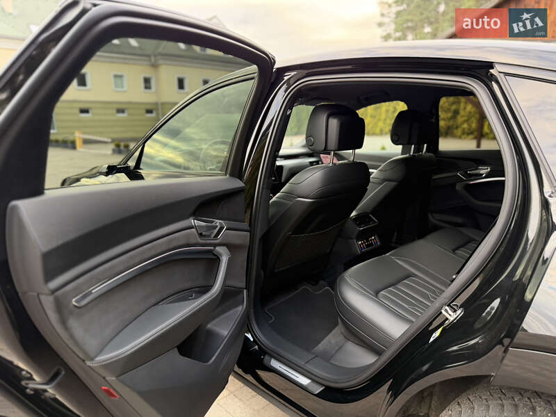 Позашляховик / Кросовер Audi e-tron Sportback 2022 в Львові фото 43 Позашляховик / Кросовер Audi e-tron Sportback 2022 в Львові